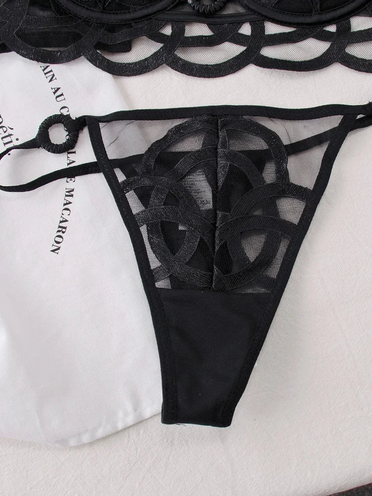 Sexy thin lace bra women underwear thong set transparent large breasts show small embroidered underwiren push up lingerie