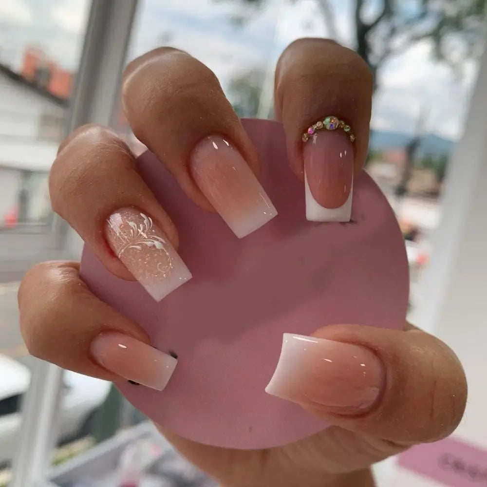 24Pcs Short Square False Nails Simple White Edge French Desgin Full Cover Detachable Fake Nails Tips Press On Nails Manicure