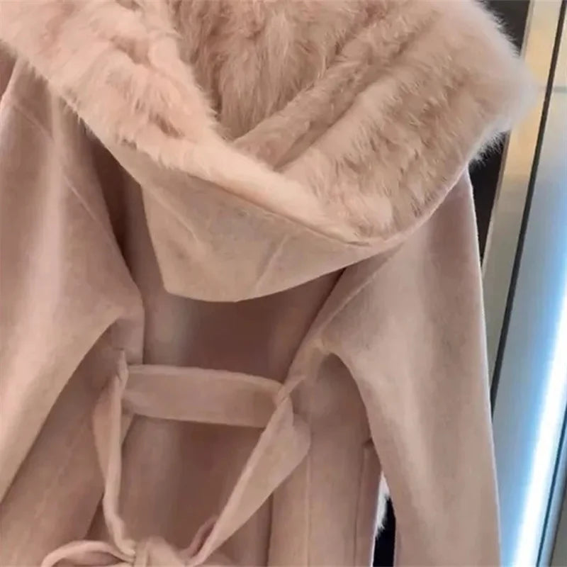Pink Hooded Coat Women's Autumn Winter Belt Popular Woolen Coat 2024 Fur Coat Fragrant Wind High end Lightweight Short Fur Neck