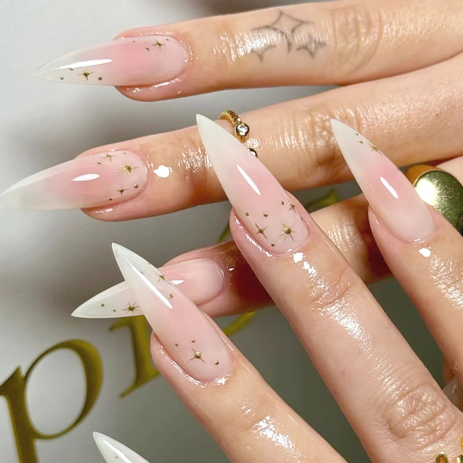 24pcs Press On Black Pointed Tips Cool Long Fake Nails Reusable Adhesive False Nails Solid Color Simple Style Artificial Nails