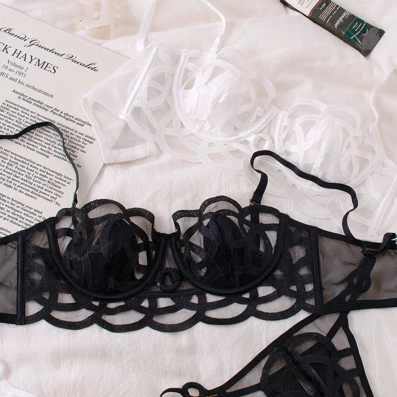 Sexy thin lace bra women underwear thong set transparent large breasts show small embroidered underwiren push up lingerie