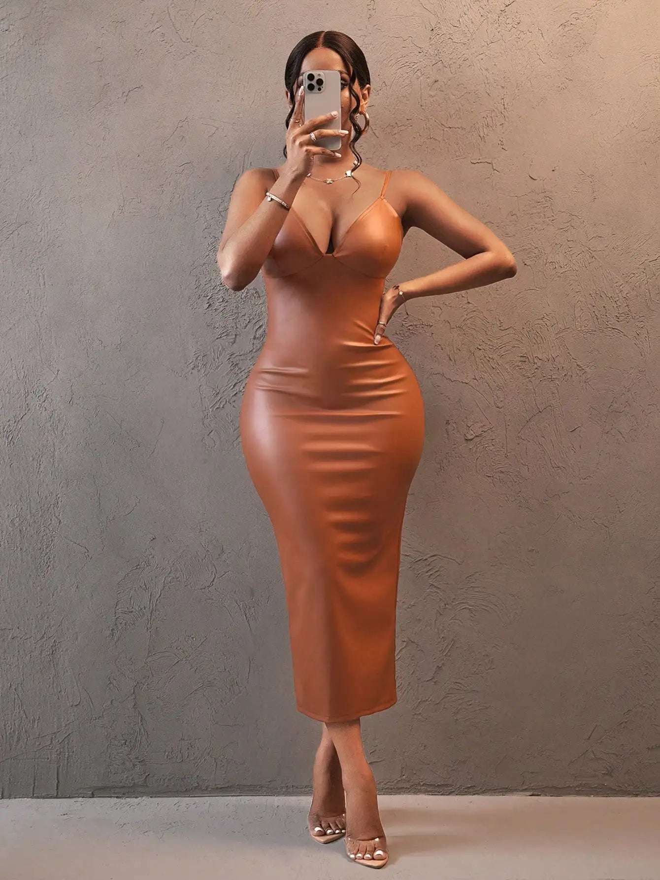 plus Size Solid Color PU Mid-Length Strap V-Neck Dress Sexy for Holiday New Year Valentine's Day Regular Gatherings Women's Fash