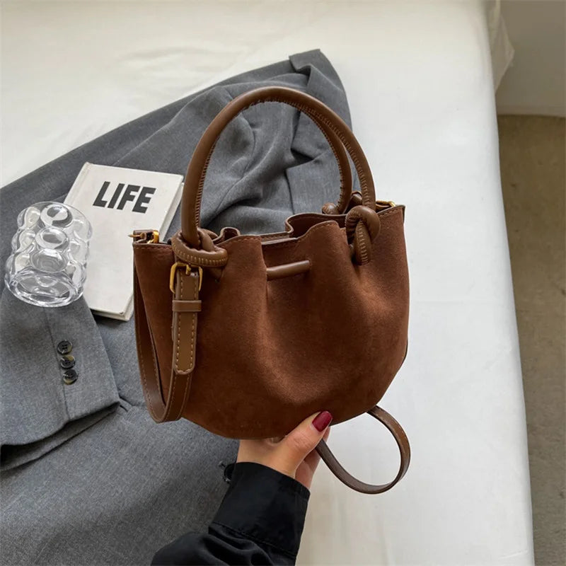Women Large Capacity Bucket Handbag Fashion Simple Tote Crossbody Bag for Work Daily Shopping Travel