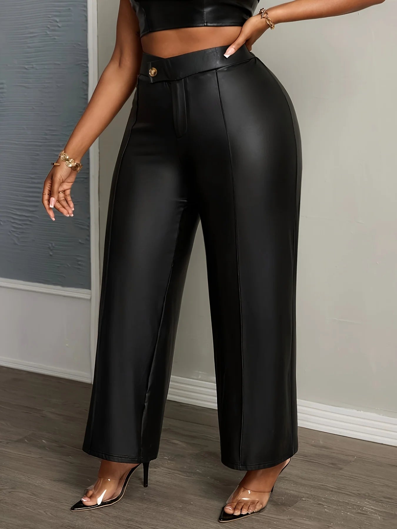 Plus-Size PU Leather Wide-Leg Pants – High-Waist Slimming Trousers”