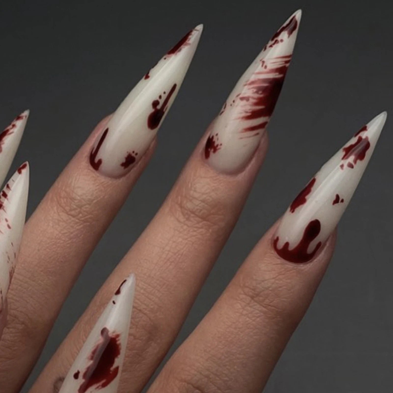 24pcs Press On Nails Long Pointed Halloween False Nail Tips Wearable Bloodstain Printed Fake Nails Party Costume Accessories