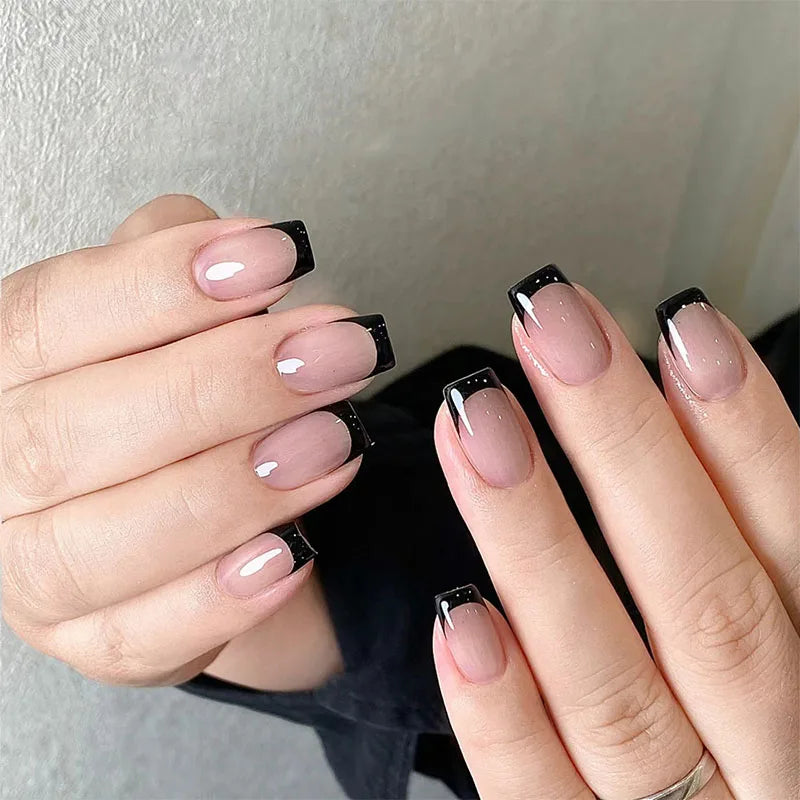 Short Fake Nails for Gluing Ready for Girls Nails Press on Ready-made Artificial Nails Press on Fingernails To Stick on CDJ03