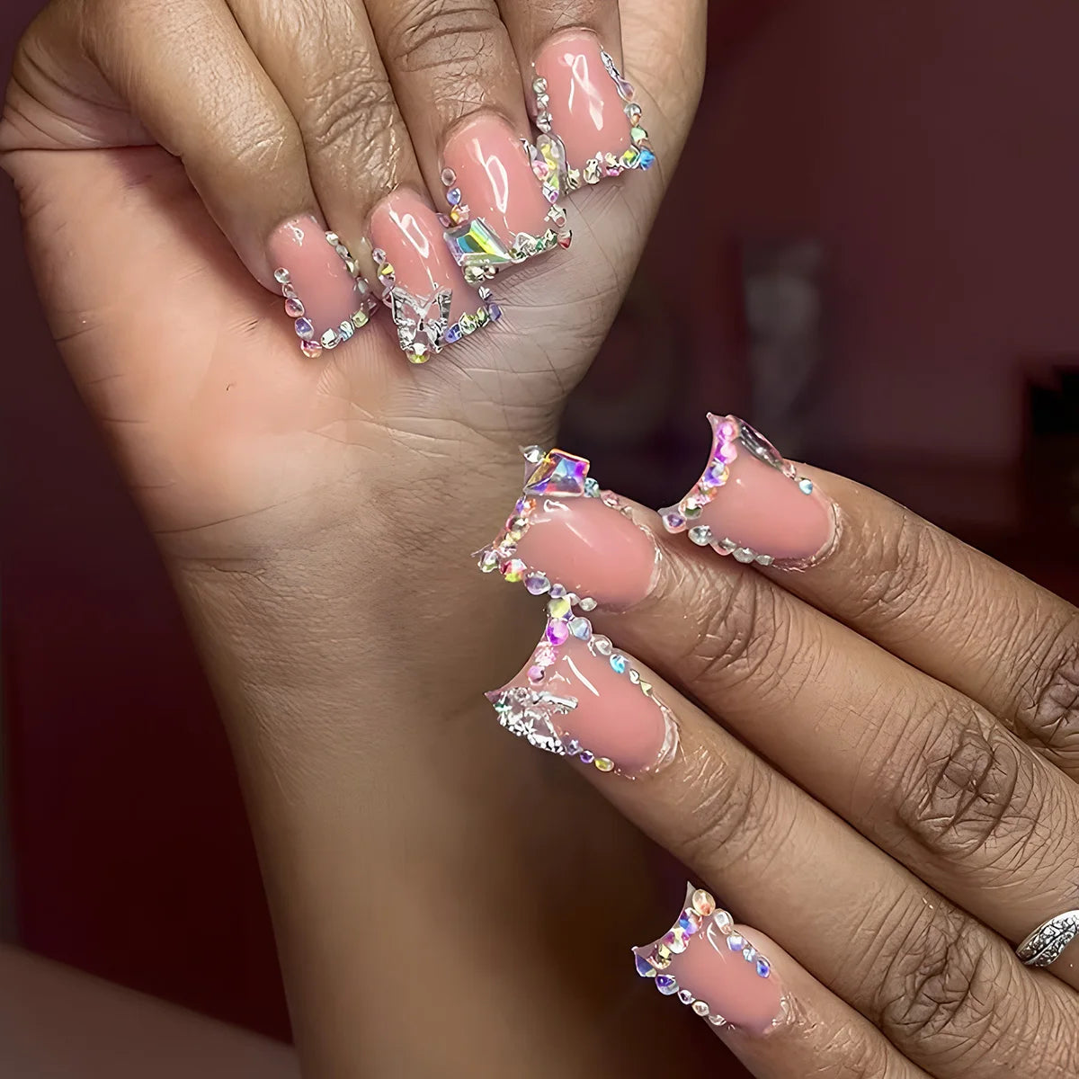 24 Pieces Nude Sparkling Diamond French Duckbill False Nails Press-On Tips Wearable Model Style False Nails